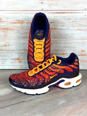 NEW Nike Air Max Plus GS Running Sneakers - Purple & Orange